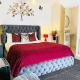 Igloo Magnolia Room Stay I Breakfast I Free Parking