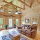 Explore Linville Falls Cabin with Game Room and Deck!, Marion (fotografie 4)