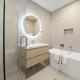 Lakewalk Retreat Luxe 3BR Home Near Lake and Beach, Окленд - Фото 7