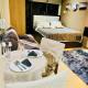 Poblacion Stay with Pool Gym Jacuzzi and Pool Table, Manila - Foto 1