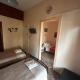 Retro Rooms