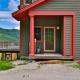 Meyer Chalet de Esqui - Ski-In, Ski-Out 4BR Bear Mtn Retreat with Pool & Fireplace, Killington (zdjęcie 10)