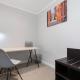 Vibrant City Apt with Rooftop City Views and Wi-Fi, Окленд - Фото 2