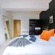 Converted Mill, Stylish Apartment in Castlefield, Manchester - Photo 3