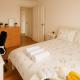 Balcony View - 5 Min to Canary Wharf - Prime Long Stays, Londýn - Fotografie 6
