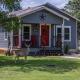 Bandera Bungalow - River, Downtown, Peaceful fenced corner lot! King bed!, Bandera