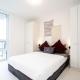 Bright Condo with AC and Parking near Science World for 4 Guests Vancouver - Foto 8