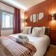 Exceptional location, 2BR right on Place Massena, Newly Renovated, Nice - Photo 4