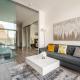 Gorgeous 1 Bedroom Apt with Balcony in Yorkville, Toronto (Foto 10)