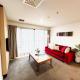 City Getaway 1BR Apt w Pool & Gym I Zodiak Stays, Окленд - Фото 7