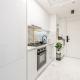 Just Steps Away from Circle Mall, Right Beside a Park, Near Restaurants, Conveniently Close to a Bus Stop, Lumina Vista Residences, Jumeirah Village Circle by Deluxe Holiday Homes, Dubai - Foto 10