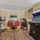 Modern Vegas 4BR Home with Pool, Jacuzzi and Game Room, Las Vegas - Photo 5