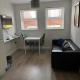 QUEENs STAYS BELFAST 1 bedroom apartment - Photo 2