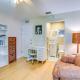 Walkable Studio in Pinellas Park with Desk and Patio, St Petersburg (foto 2)
