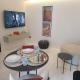 Sunny Studio Apartment with Courtyard, Casablanca - Photo 3