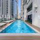 Downtown Glam 2BR Walk to Burj, Dubai Mall, Metro & Attractions, Dubai - Foto 2