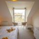 Martello Sunrise - Luxury 3-bedroom Seaview Beach House, Felixstowe (Foto 3)