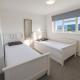 Bright and Spacious King & Double Rooms, Free Private Parking, Close to Heathrow, Cranford (fotografie 5)