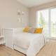 Cozy & Bright Studio Zupnicza by Noclegi Renters, Varsavia - Foto 3