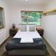 Spacious 5-Bedroom Home with Large Garden in Egham, Thorpe (zdjęcie 10)