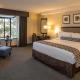 FairBridge Hotel by Concord Plaza, Конкорд (фото 10)