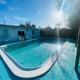 Cozy Pool-House with 3 bedrooms-2 bathrooms, Margate (photo 2)