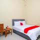 RedDoorz at Kutisari 2 Surabaya, Surabaja - Fotografie 9