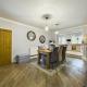 -- Huge -- 5-bedroom home & Private Gym by Tailored Accommodation, Swansea - Foto 3