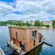 One of the kind Prague Houseboat Experience +BOAT, Praha - Fotografie 2