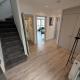 Stylish Spacious 5-Bed Duplex, Coulsdon (photo 9)