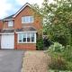 Spacious 4 Bed House in Winchester with Parking and Garden, Winchester