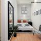 Kazincy Suites - 1BR Apt & Stylish Studio, Budapest - Foto 8