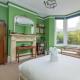 Unique 2BR with Indoor Hammock & Private Garden, Londýn - Fotografie 2