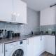 NEW! 2BR with EV Charger, Parking, Near Manchester City, Manchester - Photo 4