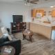Cozy 1 bed condo with pool, Biloxi (foto 10)