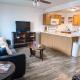 Cozy 1 bed condo with pool, Biloxi (foto 2)