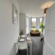 THE SPRINGFIELD SUITE - ONE BEDROOM APARTMENT - KIDDERMINSTER CENTRAL - SLEEPS 3 GUESTS - PARKING INCLUDED - WEST MIDLANDS SAFARI PARK LOCATIOn, Kidderminster - Fotografie 5