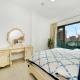 Luxury 2BR near Burj Khalifa with Rooftop Pool, City & Canal Views, Free Parking, Dubaï - Photo 7