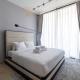 Modern 2-Bedroom Apartment in JVC | Sleek Comfort, Dubaï - Photo 2