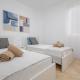Small Oasis 2 BD Apartment with Sea View, Manilva (foto 5)
