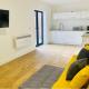 Stylish, Spacious 2-Bed Apartment, Guests 5, Contractor-Friendly, Secure Parking, Free Wi-Fi Gloucestershire - Foto 6