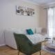 Bright, Airy 2BR with Private Patio, Fast WiFi, Family Friendly Kapstadt - Foto 8