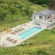 Villa Vida - Luxury Villa with Saltwater Pool and City View