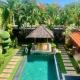 Manicured Garden Villa, Canggu