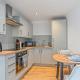Leeds - Central - Free Parking - Sleeps 7 - Foto 9