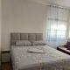Aparments Gjeloshi