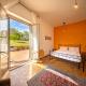 Cozy Room with Terrace, Ping Pong & Billiard Table, Monte Molino