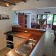 Angels Beachhouse - Beachfront, fast internet, Queen beds, new owners, Port Vila (Foto 7)