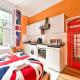 Central London 5 Apartment, London - Photo 1