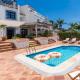 House with 3 ensuite bedrooms and a private pool, Benahavís - Fotografie 1